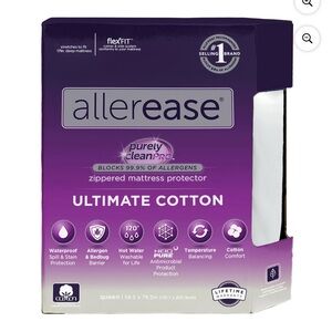 Ultimate Cotton Mattress Protector - white
